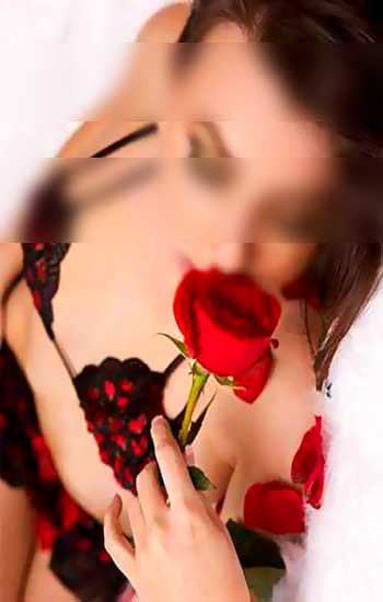 Party Escort Girl Connaught Place