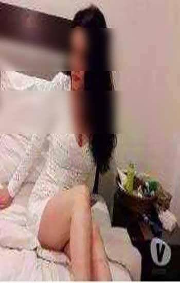 Alone Escorts Golf Links