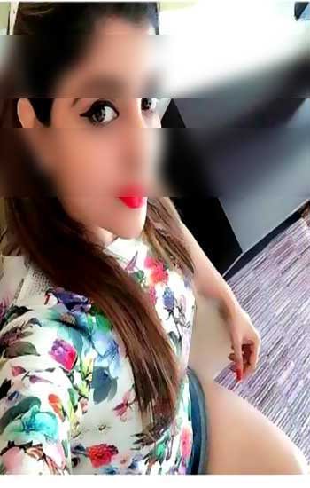 Black Escort Lajpat Nagar