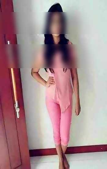 Brunette Escort Girl Greater Kailash Part 1