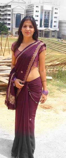 Busty Escort Mayur Vihar