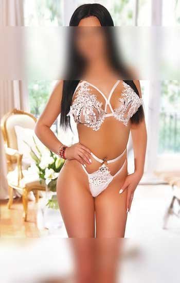 Call Girl Escorts Majnu Ka Tilla