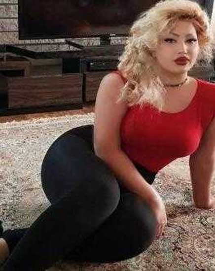 Charming Escort Majnu Ka Tilla