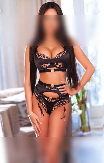 Couple Escorts Service Shalimar Bagh