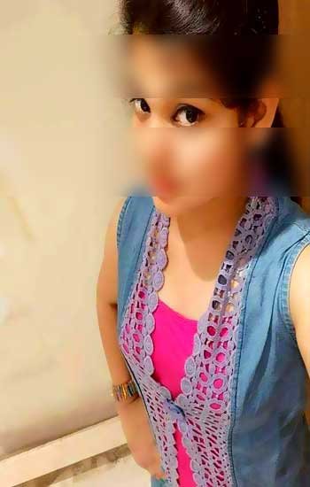 Couple Girls Escorts Dwarka