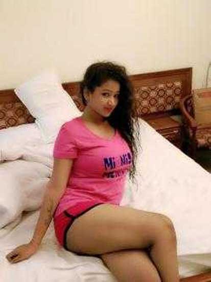 Couple Girls Escorts Green Park