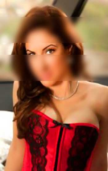 Crew Girl Escort Mayfair Gardens