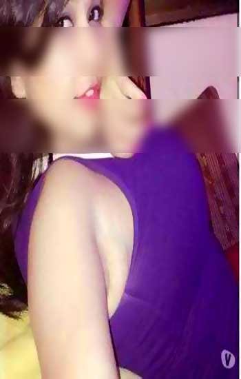 Flight Attendant Escorts Safdarjung Enclave
