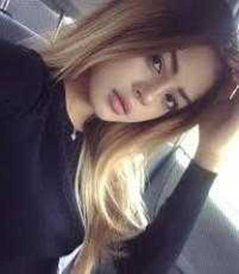 Housewife Call Girls Preet Vihar