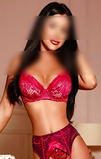 Soft Escort Girl Mayfair Gardens